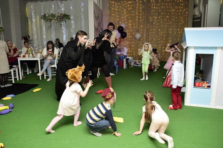 Квест в реальности Мэйвис и Дракула от компании Чудо Квест в реальности Мэйвис и Дракула от компании Чудо