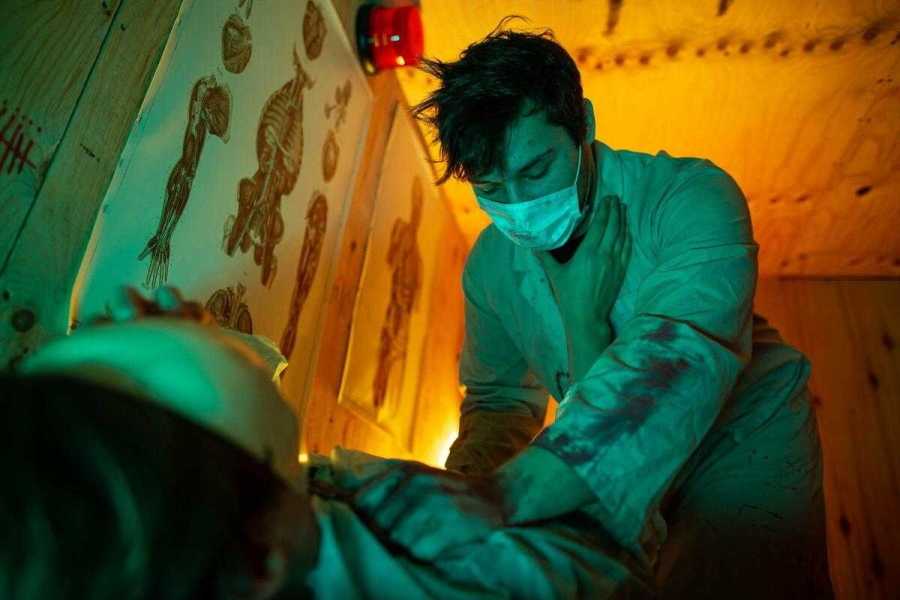 Квест в реальности Судная ночь: дожить до рассвета от компании Поворот не туда Квест в реальности Судная ночь: дожить до рассвета от компании Поворот не туда