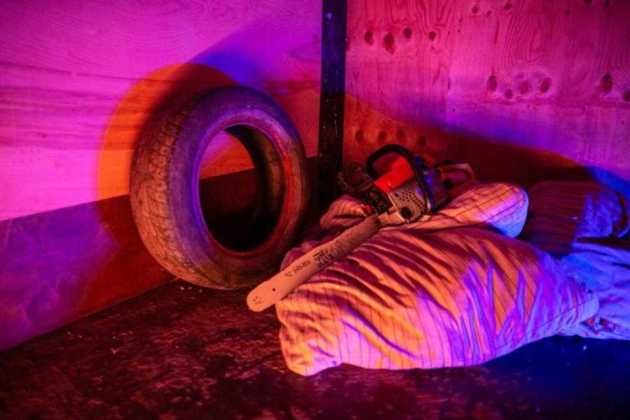 Квест в реальности Судная ночь: дожить до рассвета от компании Поворот не туда Квест в реальности Судная ночь: дожить до рассвета от компании Поворот не туда