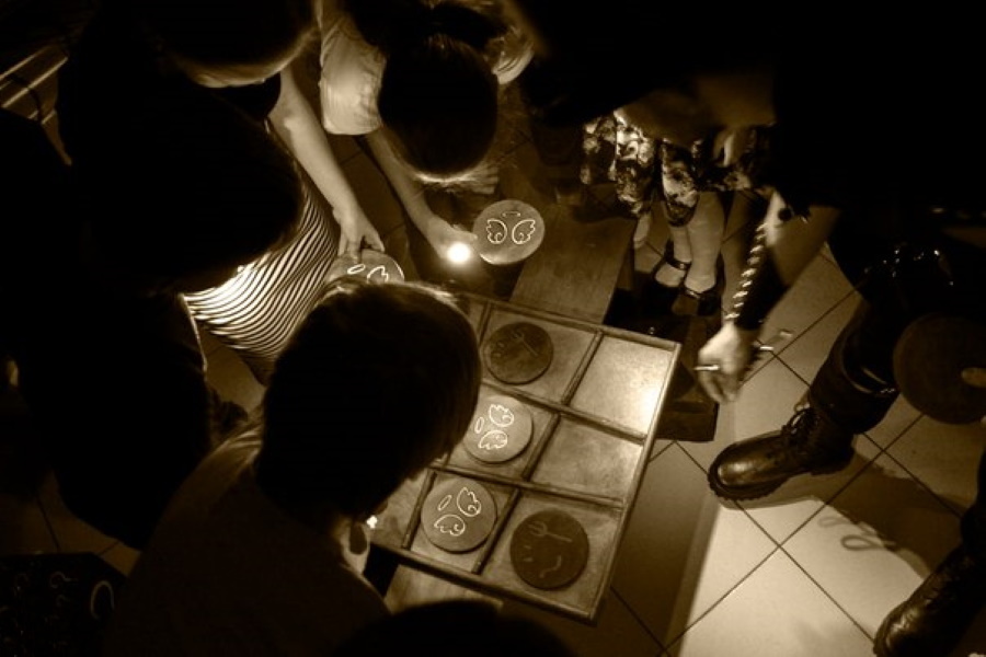 Квест в реальности Загадочная комната от компании Лабиринт Квест в реальности Загадочная комната от компании Лабиринт