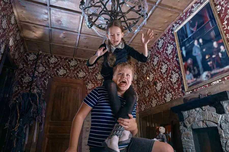 Квест в реальности Семейка Аддамс от компании Чеширский код Квест в реальности Семейка Аддамс от компании Чеширский код